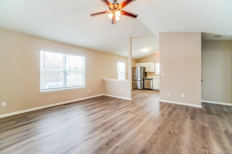 2,205/Mo, 4196 Salem Dr Columbus, OH 43228 Misc View