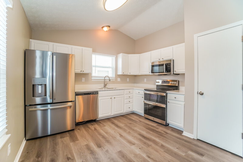 2,205/Mo, 4196 Salem Dr Columbus, OH 43228 Misc View 5