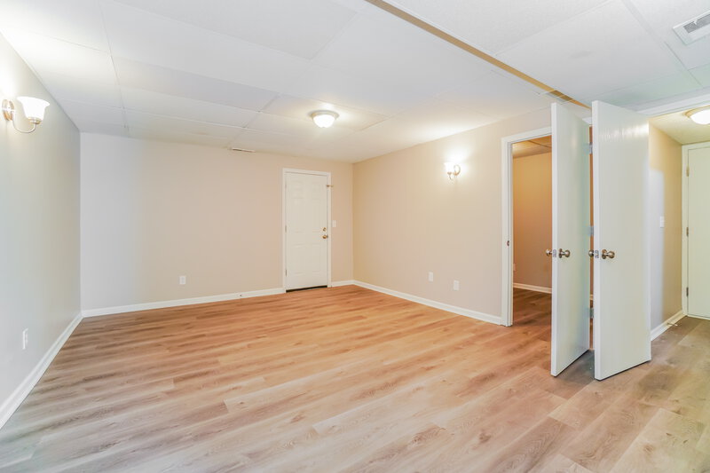 2,205/Mo, 4196 Salem Dr Columbus, OH 43228 Misc View 8