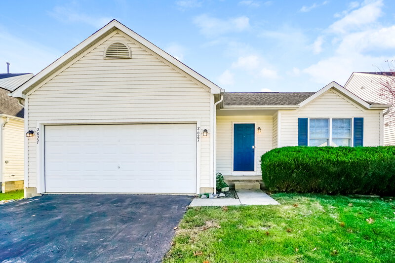 2,160/Mo, 2627 Winningwillow Dr Columbus, OH 43207 External View