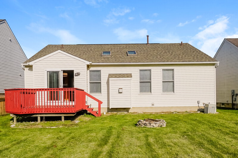 2,160/Mo, 2627 Winningwillow Dr Columbus, OH 43207 Rear View 2