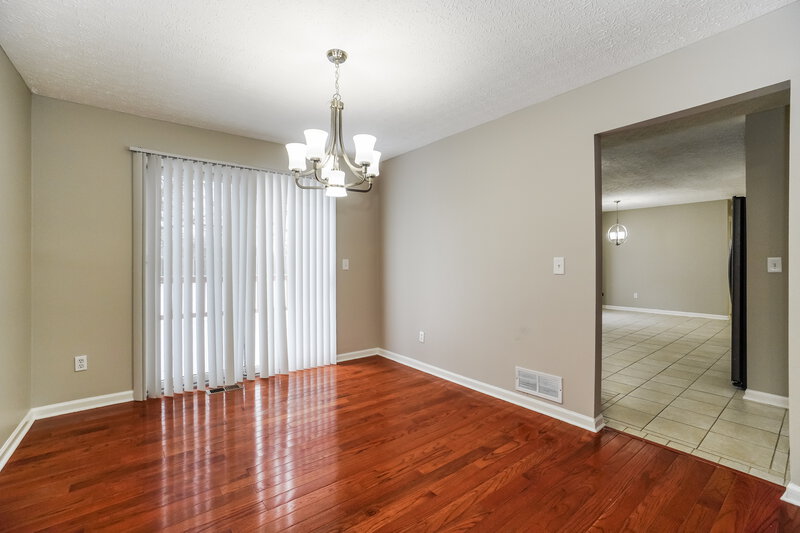 2,155/Mo, 1329 Bluffton Ct Columbus, OH 43228 Dining Room View