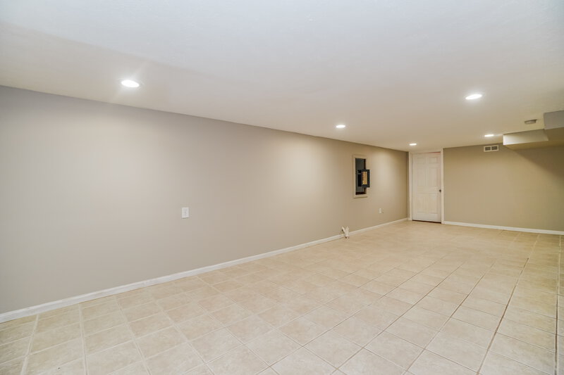2,155/Mo, 1329 Bluffton Ct Columbus, OH 43228 Family Room View