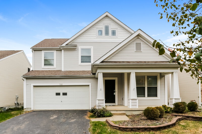 2,450/Mo, 795 Shellbark St Blacklick, OH 43004 External View