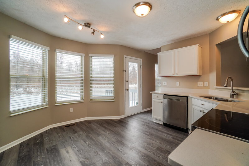 2,395/Mo, 1132 Chaser St Blacklick, OH 43004 Breakfast Nook View