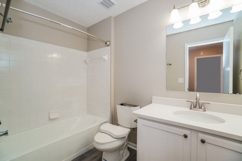 2,395/Mo, 1132 Chaser St Blacklick, OH 43004 Bathroom View