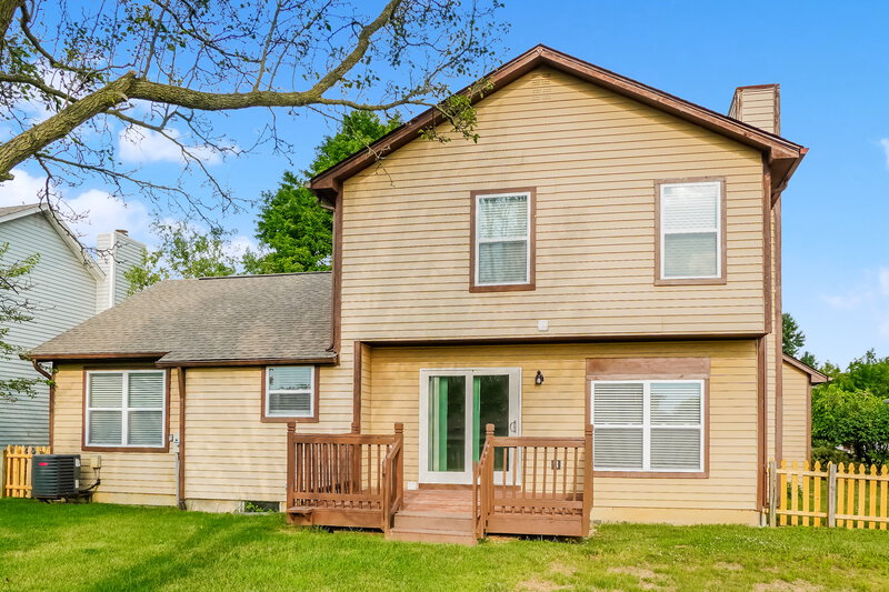 2,295/Mo, 1154 Crestview St Reynoldsburg, OH 43068 Rear View
