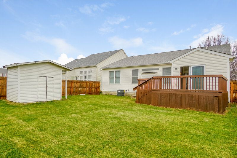 2,375/Mo, 3421 Brook Spring Dr Grove City, OH 43123 Rear View