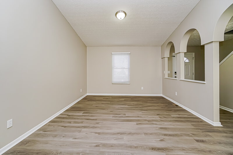 2,435/Mo, 6047 Rover Ln Columbus, OH 43232 Living Room View