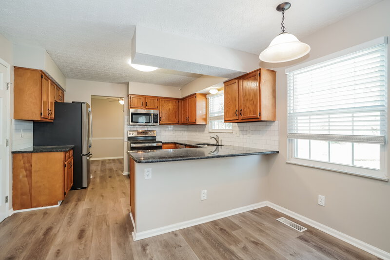 2,910/Mo, 6955 Pine Bark Ln Columbus, OH 43235 Breakfast Nook View