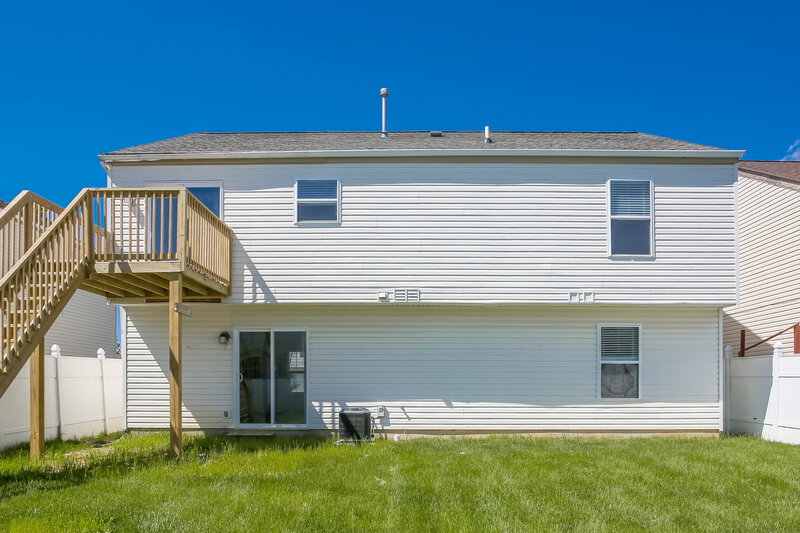 2,375/Mo, 6369 Bellinger Dr Galloway, OH 43119 Rear View