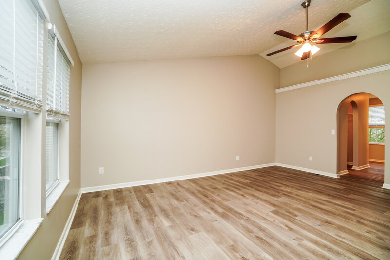 2,050/Mo, 591 Ablemarle Cir Delaware, OH 43015 Bedroom View 3
