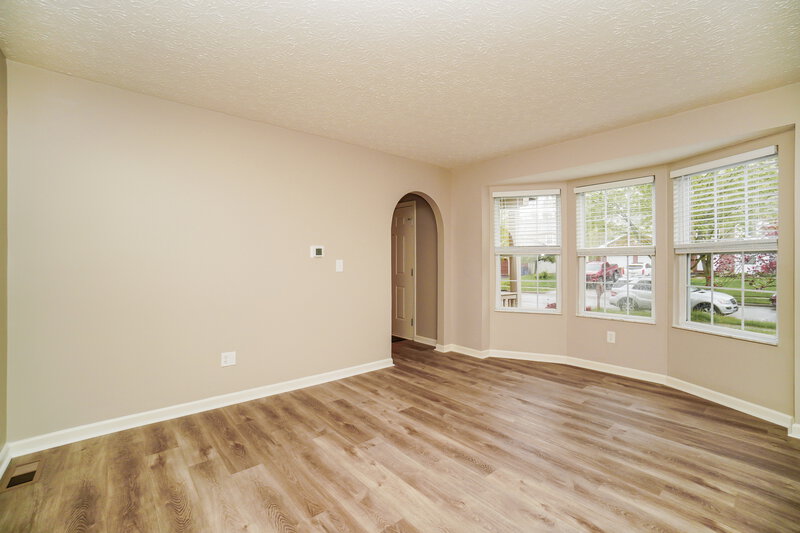 2,050/Mo, 591 Ablemarle Cir Delaware, OH 43015 Bedroom View 4