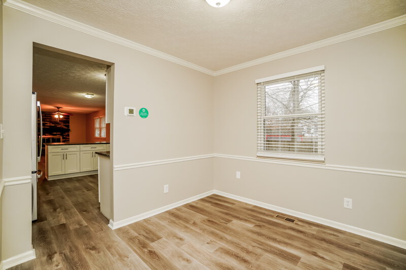 2,045/Mo, 1658 Sandy Side Dr Columbus, OH 43235 Dining Room View