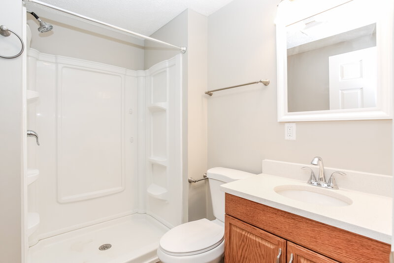 2,395/Mo, 1035 Drayson Dr Galloway, OH 43119 Bathroom View