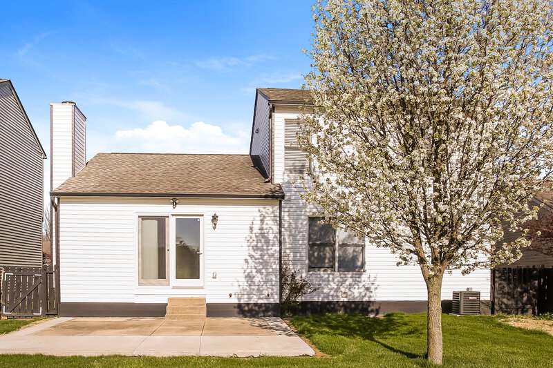 2,375/Mo, 121 Welshmore Dr Galloway, OH 43119 Rear View