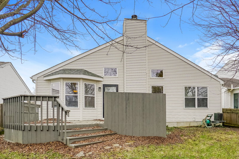 2,140/Mo, 5764 Blanton Park Dr Galloway, OH 43119 Rear View