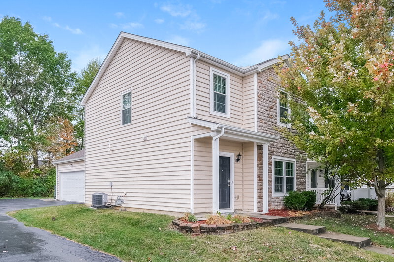 2,370/Mo, 6137 Prairiefire Ave Columbus, OH 43230 Front View