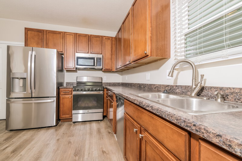 2,370/Mo, 6137 Prairiefire Ave Columbus, OH 43230 Kitchen View