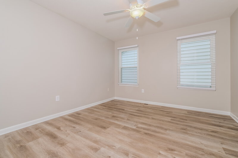 2,370/Mo, 6137 Prairiefire Ave Columbus, OH 43230 Main Bedroom View