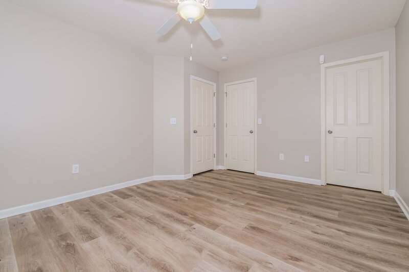 2,370/Mo, 6137 Prairiefire Ave Columbus, OH 43230 Main Bedroom View 2