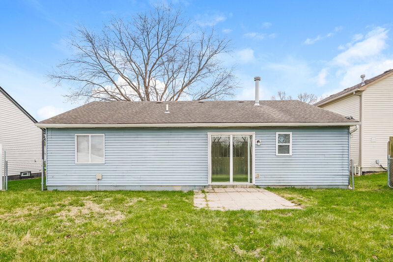 1,825/Mo, 3117 Falcon Bridge Dr Columbus, OH 43232 Rear View