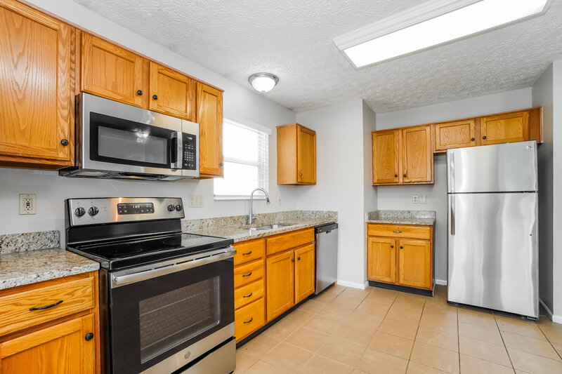 1,975/Mo, 1512 Meadowlark Ln Marysville, OH 43040 Kitchen View