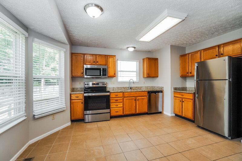 1,975/Mo, 1512 Meadowlark Ln Marysville, OH 43040 Kitchen View 2