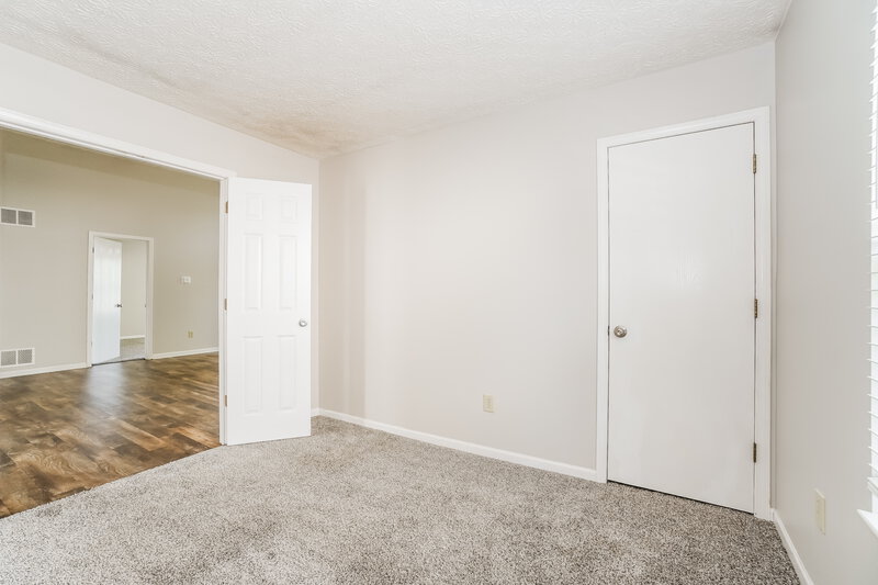 1,975/Mo, 1512 Meadowlark Ln Marysville, OH 43040 Bedroom View