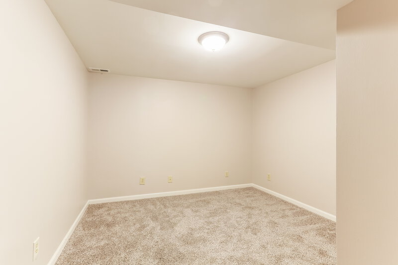 3,550/Mo, 1009 Allison Dr Columbus, OH 43207 Bedroom View