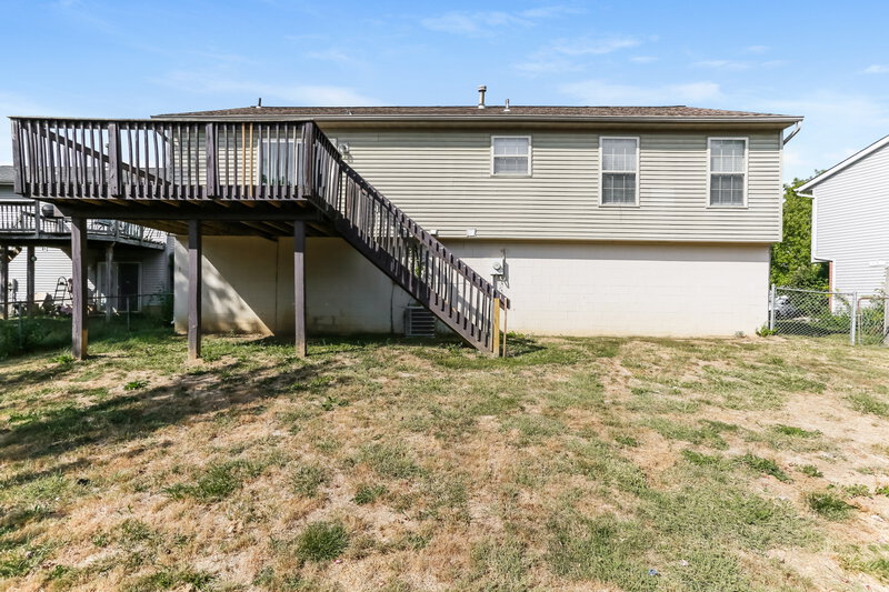 3,550/Mo, 1009 Allison Dr Columbus, OH 43207 Rear View