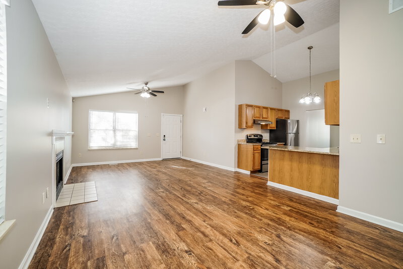 1,880/Mo, 3428 Oak Bend Blvd Canal Winchester, OH 43110 Dining Room View