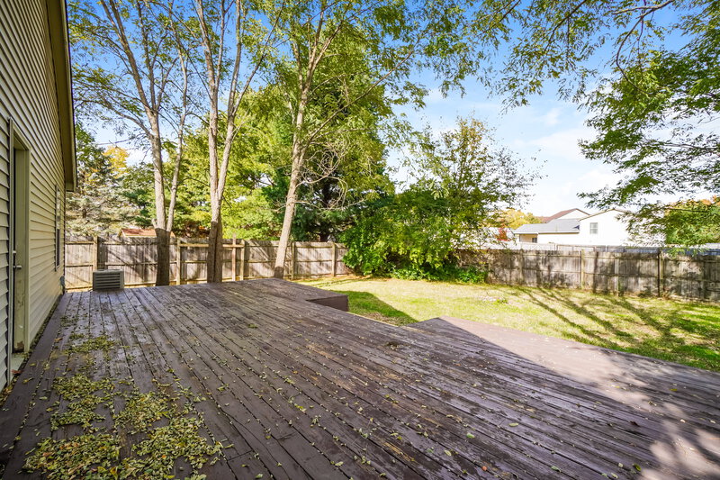 1,880/Mo, 3428 Oak Bend Blvd Canal Winchester, OH 43110 Rear View