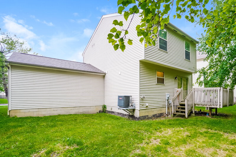 2,035/Mo, 820 Windy Hill Ln Galloway, OH 43119 Rear View