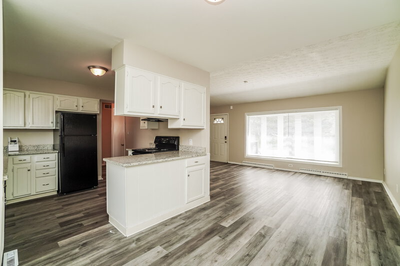 1,835/Mo, 391 Whitehall Dr Whitehall, OH 43213 Dining Room View