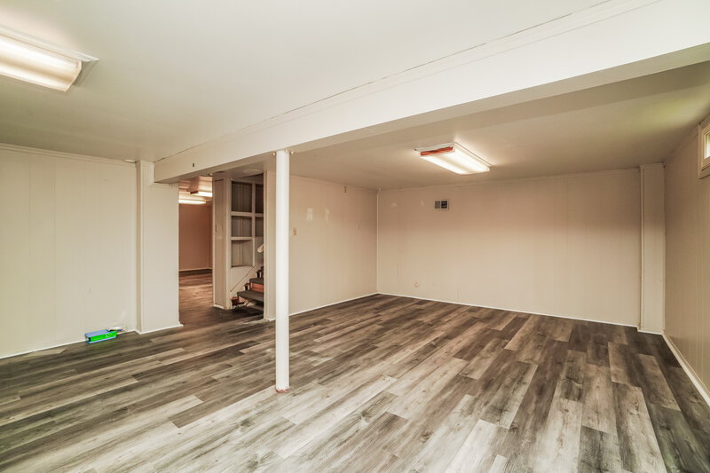 1,835/Mo, 391 Whitehall Dr Whitehall, OH 43213 Family Room View