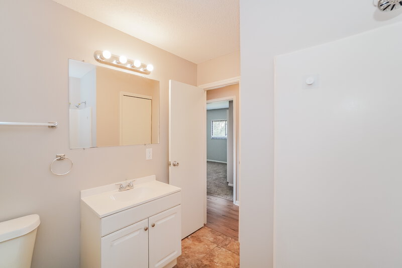 2,355/Mo, 4657 Fox River Run Columbus, OH 43231 Misc View 12