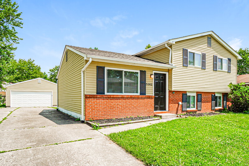 1,955/Mo, 5362 Bleaker Ave Columbus, OH 43232 Front View