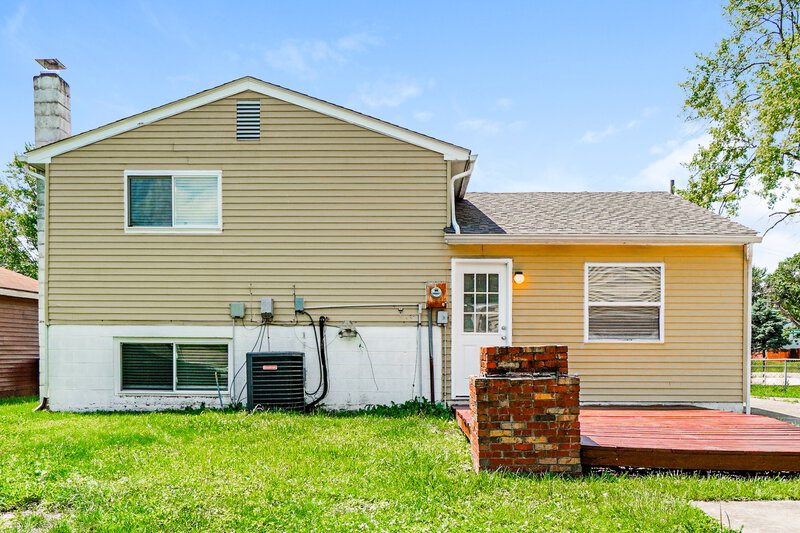 1,955/Mo, 5362 Bleaker Ave Columbus, OH 43232 Rear View 2