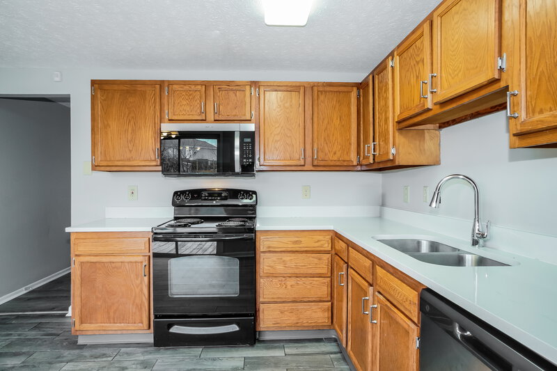 1,905/Mo, 4880 River Trail Ct Columbus, OH 43228 Misc View 6