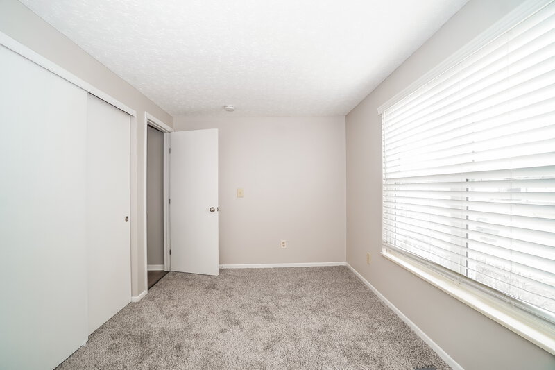 1,905/Mo, 4880 River Trail Ct Columbus, OH 43228 Misc View 10