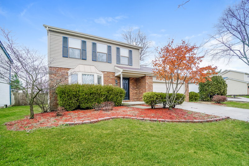 2,280/Mo, 2672 Lynnmore Dr Columbus, OH 43235 Front View