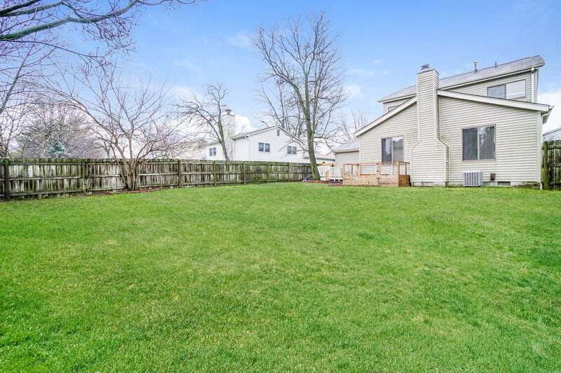 2,280/Mo, 2672 Lynnmore Dr Columbus, OH 43235 Rear View