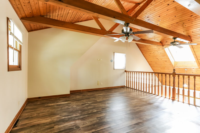 2,665/Mo, 4745 Summit Rd SW Pataskala, OH 43062 Loft View