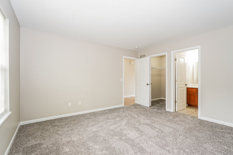 2,285/Mo, 4510 Switchback Trl Columbus, OH 43228 Main Bedroom View