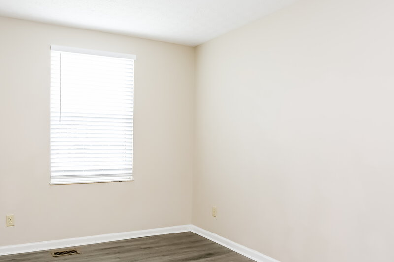 1,890/Mo, 1262 Treehaven Ln Columbus, OH 43204 Bedroom View