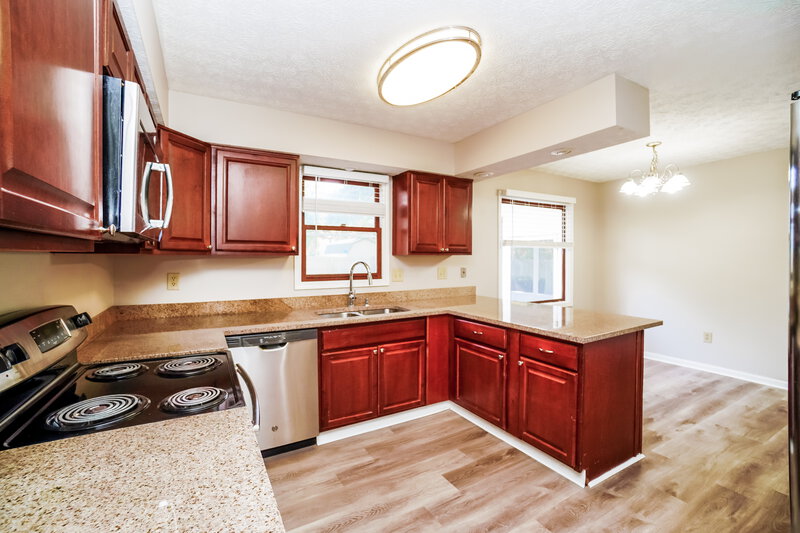 2,745/Mo, 7950 Sethwick Rd Dublin, OH 43016 Kitchen View 2