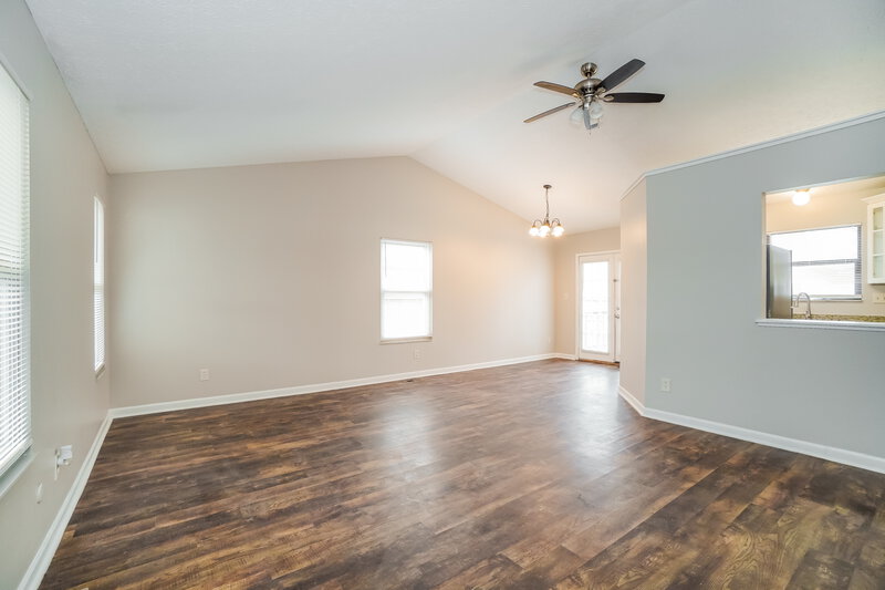 1,870/Mo, 1086 Pacific Ct Columbus, OH 43085 Living Room View 3