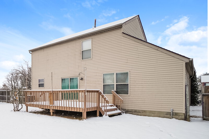 2,050/Mo, 8060 Crete Ln Columbus, OH 43004 Rear View
