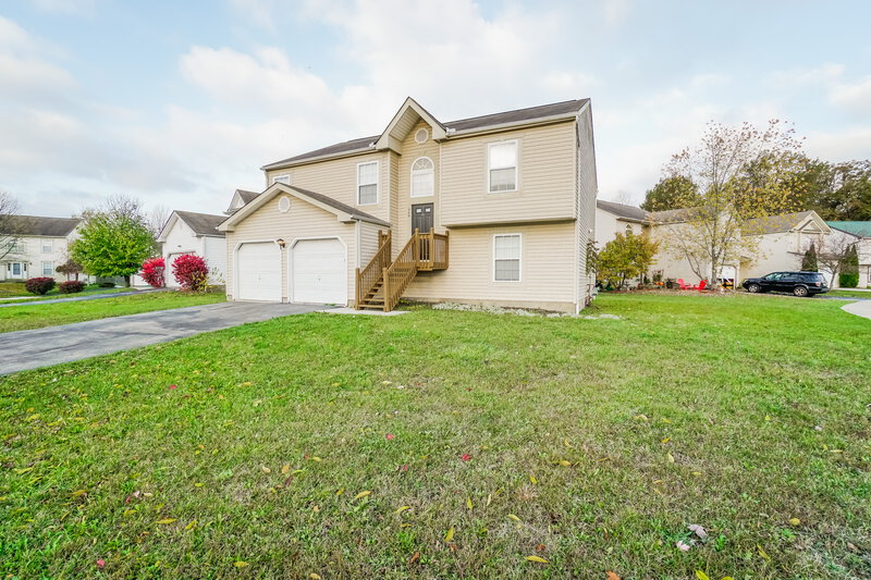 1,995/Mo, 969 Meadow Downs Trl Galloway, OH 43119 Front View